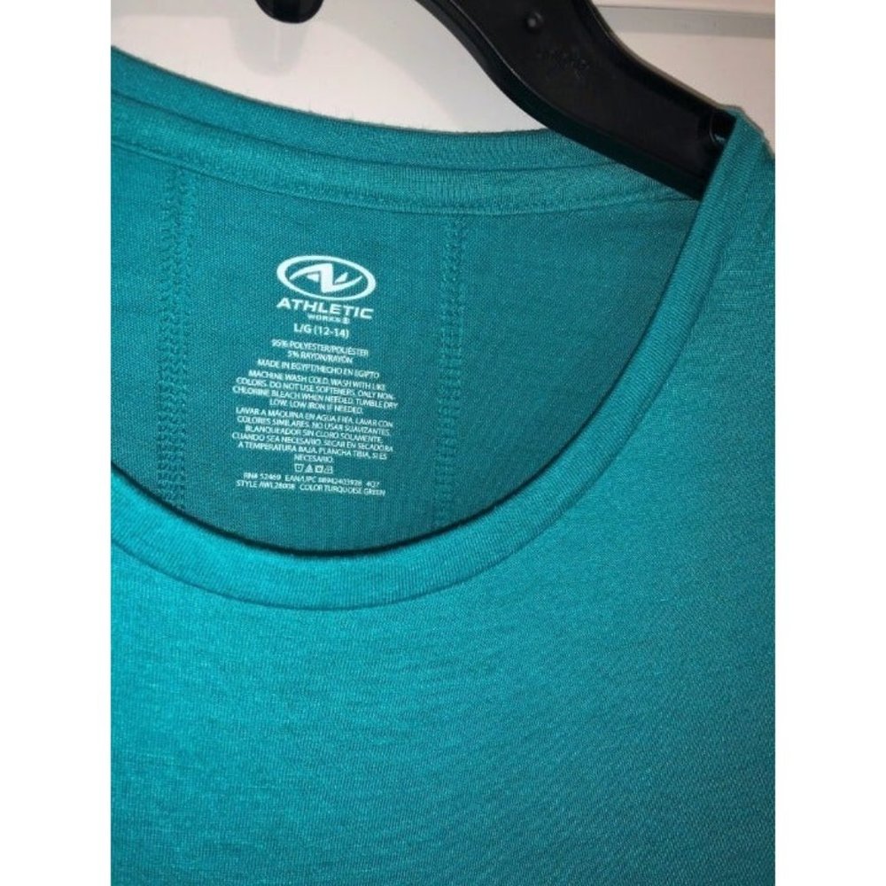 Green side split athletic shirt Size L